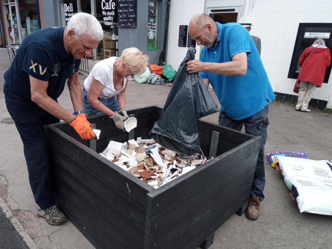 Preparing the planters at Whitchurch