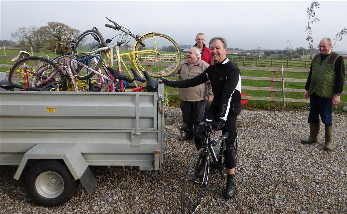 Yellow Bikes go to Charity for Recycling  - 