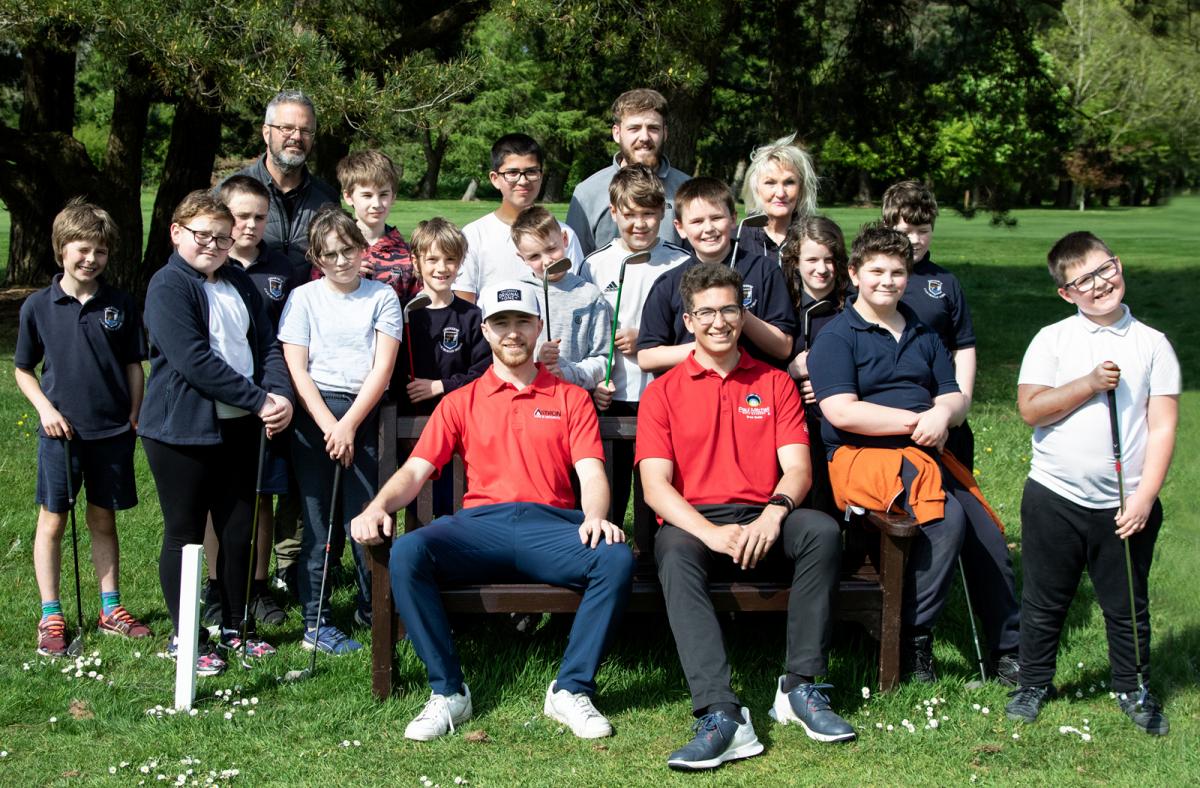 Crockerne pupils receive golf lesson