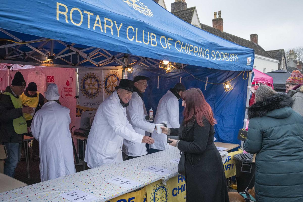 Members serving Mulled Wine and Mince Pies at the Chipping Sodbury Victorian Day.