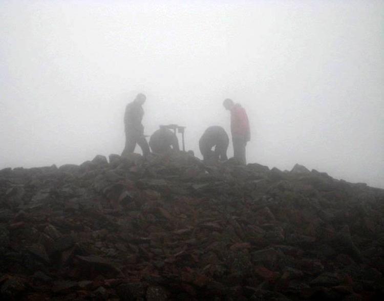 Biggar, Carluke and Lanark Clubs Building Tinto Cairn