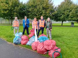 A cleaner, greener Llanelli: Working together to tackle litter