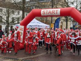 Santa Fun Run 2023 Photos