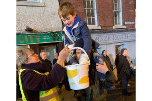 Rotarians Meet Pudsey For The Arrival of Children In Need's Team Rickshaw