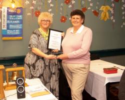 President Rhona with Lesley Murray and her community service award.