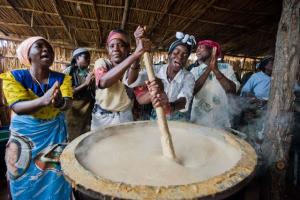 Marys meals by Forum Rotary Club