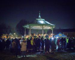 Santa's Sleigh and Carol Concert