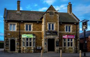 Rotary Walk from The Crown, Hardingstone