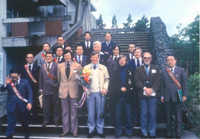 1979 GSE Team to Japan
The team:- Front Row Alex, Geoffrey(me) Peter and Godfrey. Second Row:- Doug. 