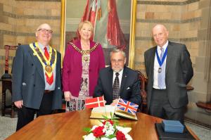 from l to r Rotary Club President Robin Graham, Lord Mayor Councillor Susan Cooley ,Danish Ambassador HE Claus Grube , President Consular Association Peter Heginbotham