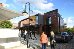 Fellowship evening - Albert's shed, Castlefield ,M/cr