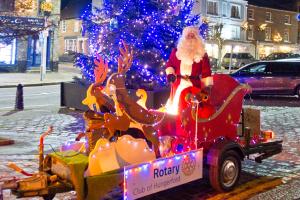 Santa's Sleigh Journey around Hungerford and district.