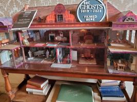 Visit to Button House aka West Horsley Place