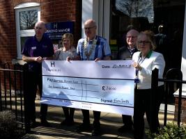 A cheque for £200 was handed to Club President Graham Anker and other club members. Our grateful thanks go to Richmond Manor.