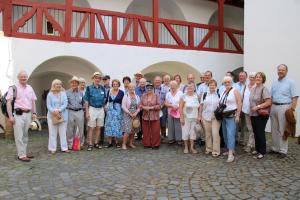 Ascot and Ingelheim visiting a small castle in the middle of the Rhine.