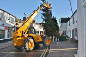 2011 Xmas Tree Erection