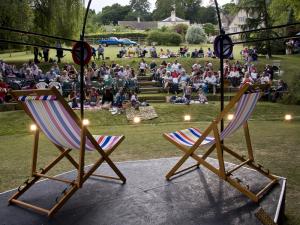 The garden and audience as seen from the stage.