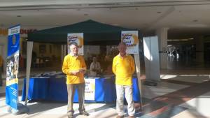 Isis organiser Rotarian Roger Bell and helper Rotarian Malcolm Fearn