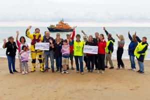 Martello Rotary help local RNLI