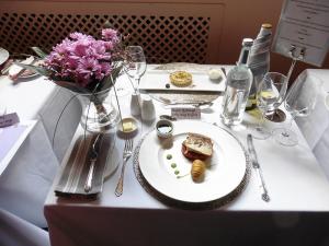 Megan McDonagh's place setting Rotary Young Chef District Final