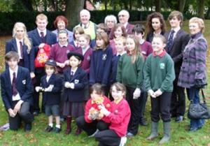 Focus on the Crocus Planting, Cae Glas Park, 2.00pm