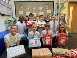 Oakbank Primary Rotakids with their Shoeboxes