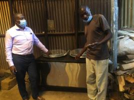 Stôfiau newydd i Kibera, Nairobi / New stoves for Kibera, Nairobi