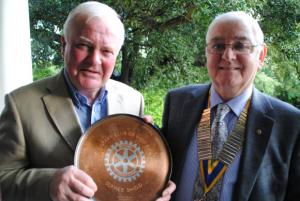 President Ewan Archibald presents prize to Robert Haig