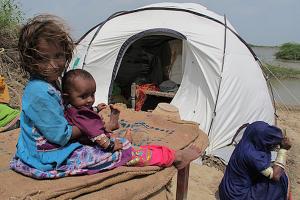 Shelterbox at work in Pakistan