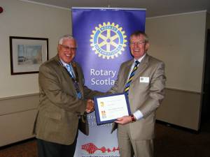 Robin Park receives his Paul Harris Award