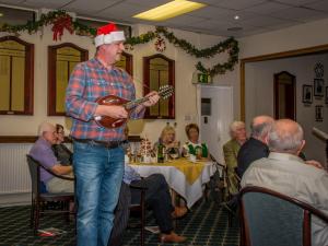 Matt and Yvonne entertain us