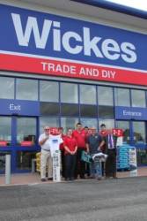 Our thanks to Wickes for their highly valued help.