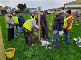 Installing Fence at Isle of Play Project in Castletown - Dec 2020