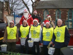 Santa ariives in North Berwick 2009