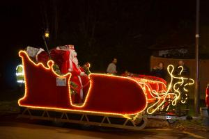 Our sleigh looking very merry and bright!