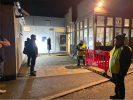 Rotary Volunteers help NHS Cirencester Hospital to extend their daily vaccination hours over the Christmas period.