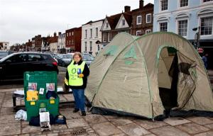 Rotary ShelterBox Collection at the Thame Town Hall with Jeannette Matelot Green, town's popular Mayor and also Rotary Club member, helping with the collection.