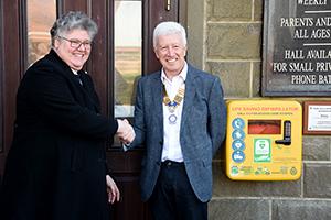 St Saviors Defibrillator