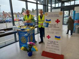 DENBIGH ROTARY RAISE £1500 FOR UKRAINE