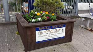 Providing Planters at Uphall Station