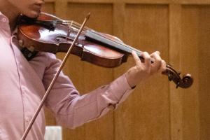 Yehudi Menuhin School Violinist visits Epsom Rotary