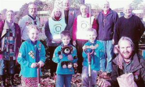 Crocus Planting at Ormskirk Park