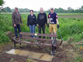 New public seat for walkers 