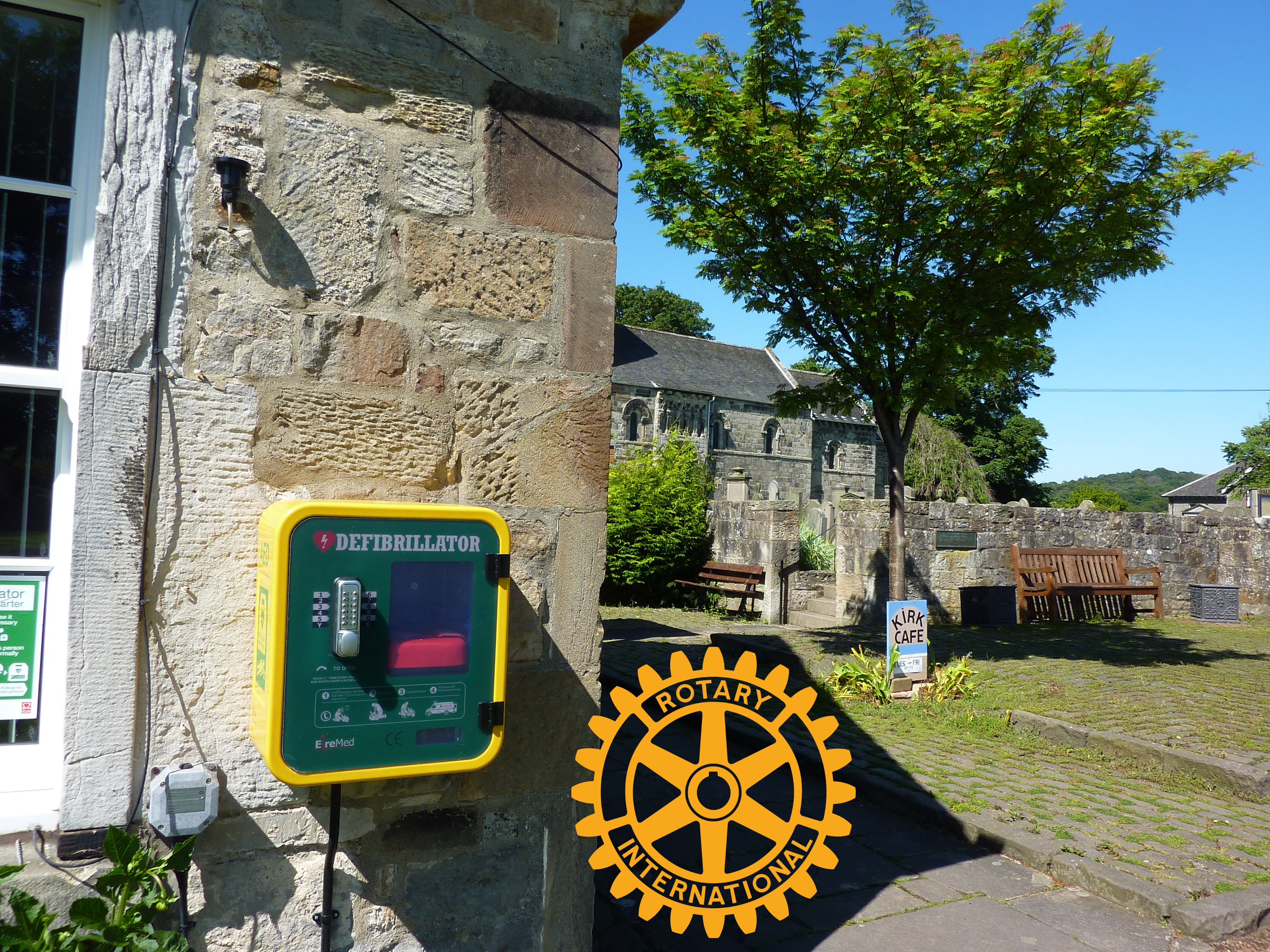 Rotary Sponsored Defibrillator in Dalmeny