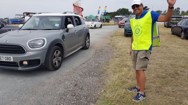 Marshalling cars