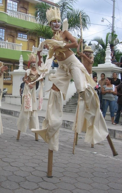 Stilt Walkers