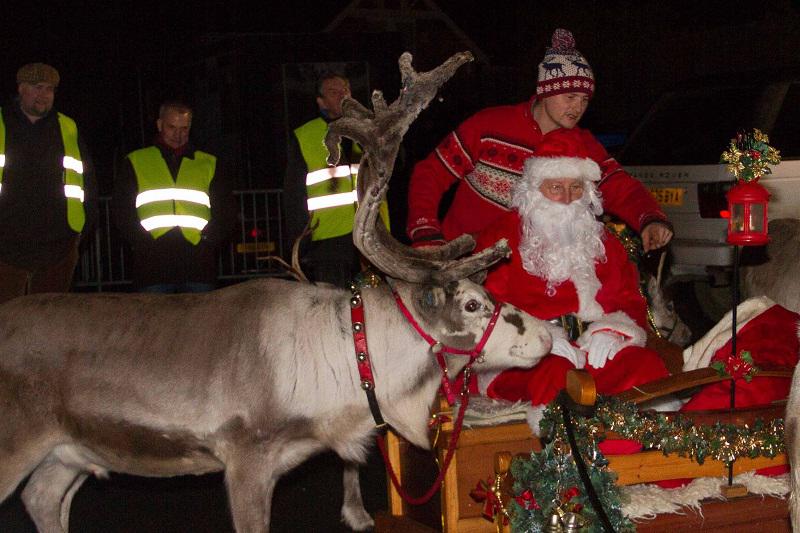 Reindeer Parade - December 2013 - 131206 131206 Rotary Reindeer 008