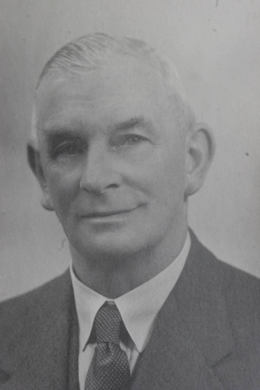 Past Presidents 1940-1949 (click here) - William Cogger 1945/6