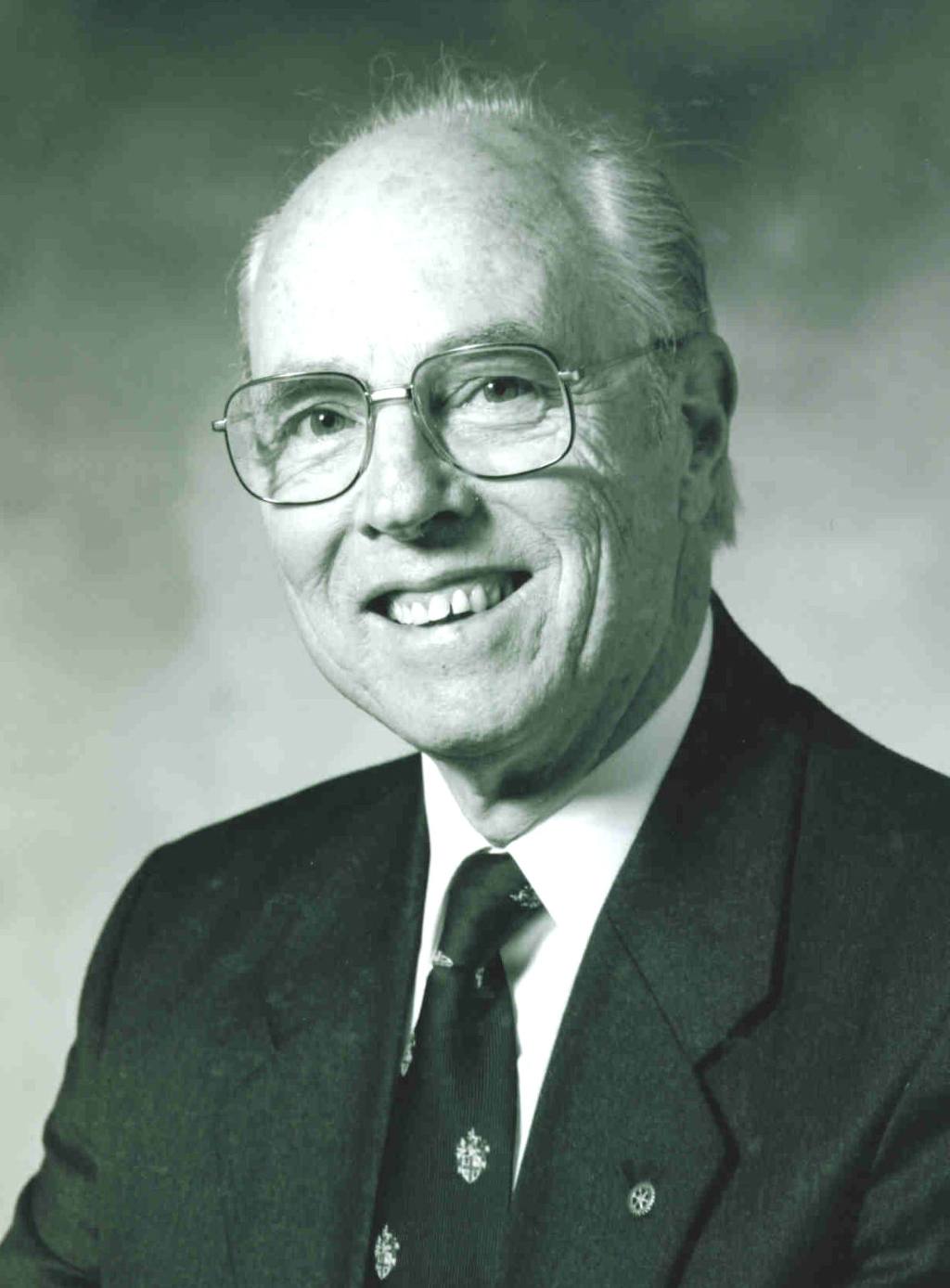 Past Presidents 1990-1999 (click here) - Rodney Noble 1992/3