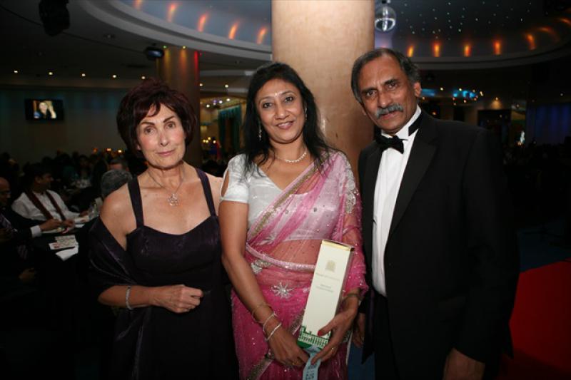 Bollywood Evening Dinner & Dance raises money for charity - 2013-11-16 00